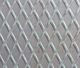 Лист ромбический 12х1500х6000 стальной